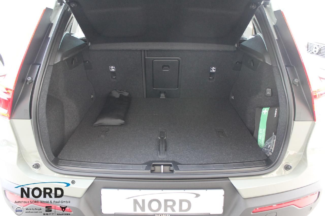 Volvo  B3 Gaer. Plus Dark 2WD/ Standheiz. /E-Sitze