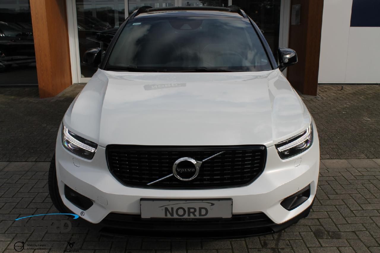 Volvo  T3 Gaer. R Design 2WD/Pano-D. /20Zoll/CAM