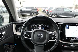 Volvo  B4D Inscription AWD/Pano-D. /AHK/Cam/Blis